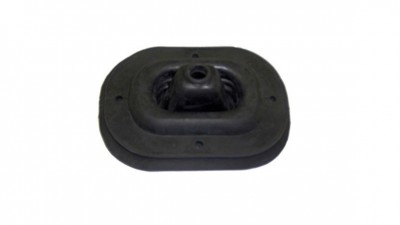 Damask 4 vxl man med konsoll.