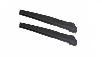 T-top weatherstrip fits on outer edge of t-top